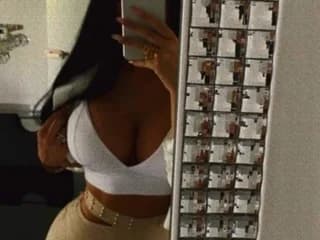 WebCAM di AniellyKhaliffa19