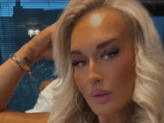 WebCAM of Bigboobblonde