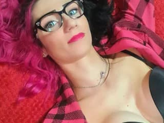 WebCAM of HotFlirtyMaya
