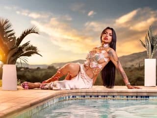 HottLadyy777 WebCAM 