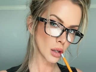 WebCAM of KissKrystal