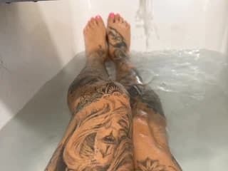 WebCAM of TattooBabeHarleyX