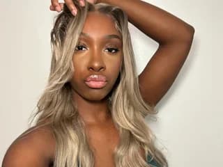 WebCAM of Violet6xft