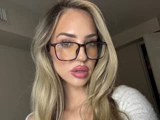 WebCAM of stellaisaprincess